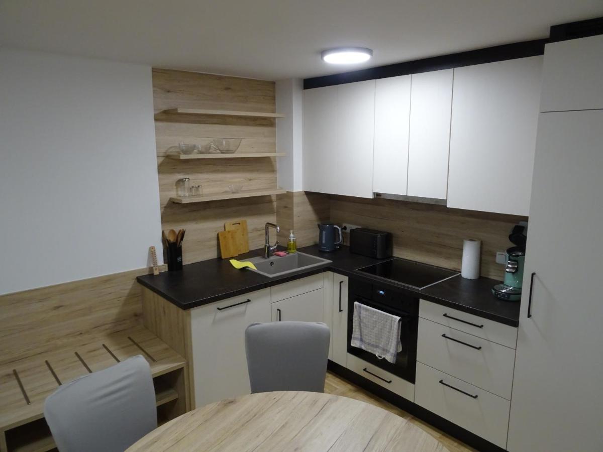 Modern Apartment, Full Kitchen, For 6 กมุนเดน ภายนอก รูปภาพ