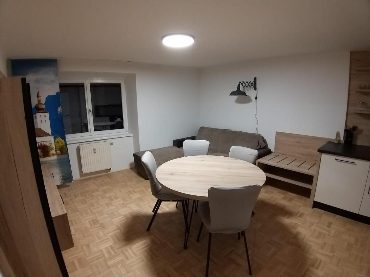Modern Apartment, Full Kitchen, For 6 กมุนเดน ภายนอก รูปภาพ